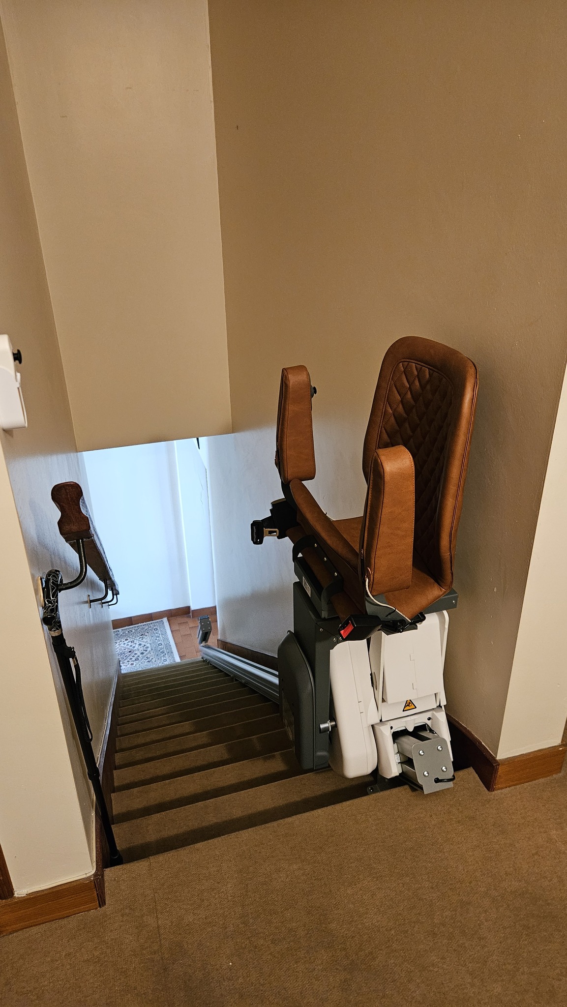 Installation d'un Monte-Escalier droit modèle UP STAIRLIFT - Photo 4