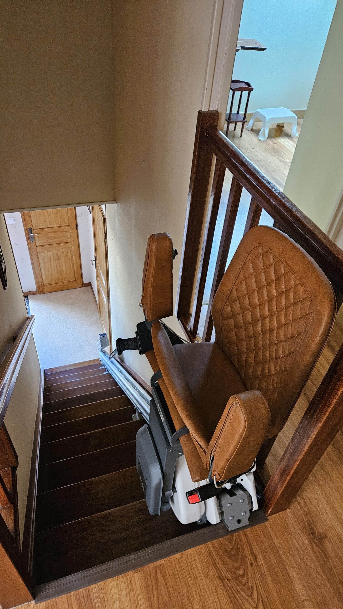 Installation d'un Monte-Escalier droit modèle UP STAIRLIFT - Photo 3