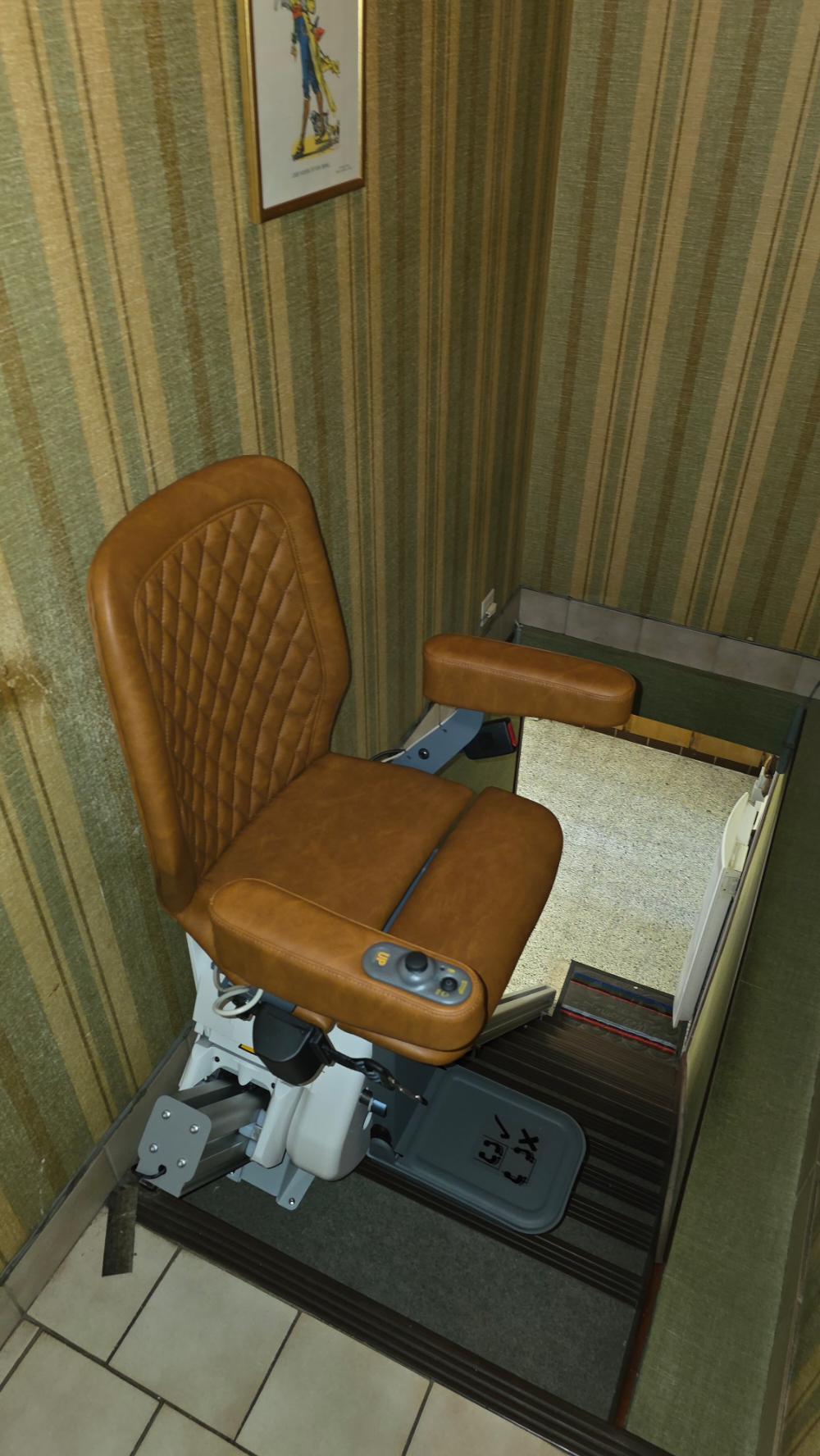 Installation d'un Monte-Escalier droit modèle UP STAIRLIFT - Photo 5