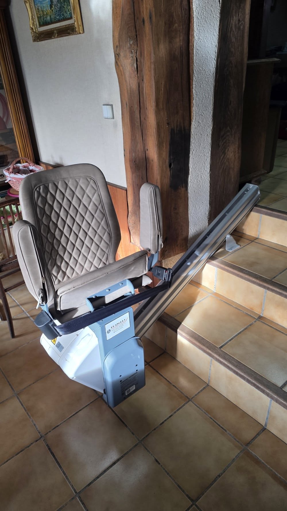 Installation d'un Monte-Escalier droit modèle UP STAIRLIFT - Photo 1